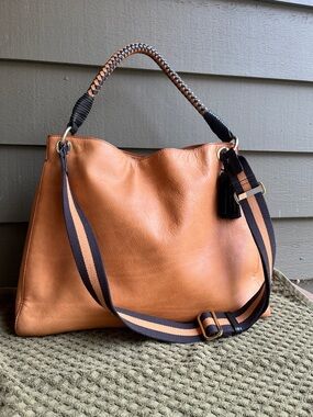Mark & Graham tan genuine Leather Tote crossbody bag butter soft EUC